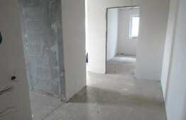 De vanzare garsoniera, 37 mp, decomandata, semifinisata, garaj, zona Iulius Mall