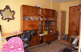 Apartament in casa/vila, 90 mp, decomandat, zona Grand Hotel Napoca