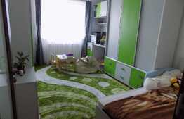 Apartament de vanzare, 3 camere, 63 mp! Parcare! Zona strazii Tineretului!