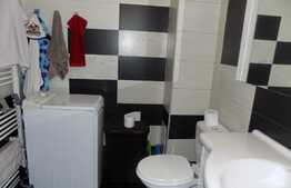 Apartament de vanzare, 3 camere, 63 mp! Parcare! Zona strazii Tineretului!