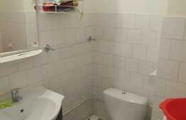 Apartament 3 camere, 63,5 mp, decomandat, zona strazii Plopilor