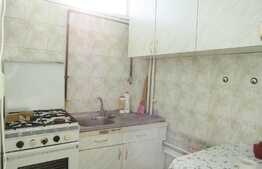 Garsoniera 28 mp, etaj intermediar, zona Facultatii Bogdan Voda