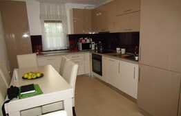 Apartament 4 camere, 78 mp, decomandat, etaj intermediar, zona Louis Pasteur