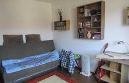 Vanzare casa insiruita de 120 mp utili, teren de 70 mp! Zona de case!