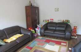 Vanzare casa insiruita de 120 mp utili, teren de 70 mp! Zona de case!