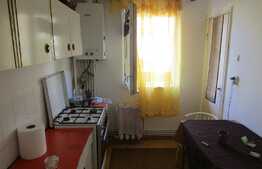 Apartament 2 camere, 44 mp, decomandat, zona strazii Calea Floresti