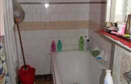 3 camere de vanzare, zona Big. Boxa la subsol si parcare inclusa!