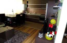 Vanzare 3 camere, 68 mp! Gradina de 38 mp! Parcare cu CF! Zona strazii Eroilor!