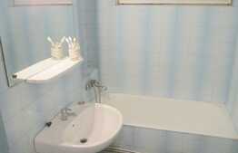 Apartament 3 camere, 64,5 mp, decomandat, zona strazii Primaverii