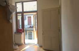 De vanzare apartament 2 camere, 70.5 mp, zona Piata Unirii