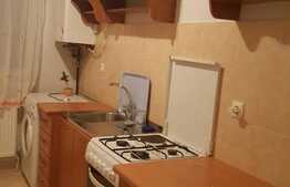 De vanzare 2 camere, 52 mp! Mobilat si utilat! Parcare! Zona strazii Florilor!