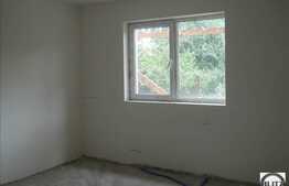 2 cam, 51 mp, Pret de adaptat pietei!