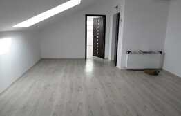 De vanzare mansarda cu 2 camere, 59 mp! Zona strazii Eroilor!