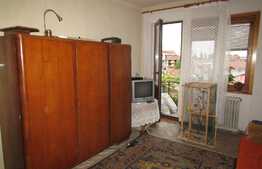 Apartament 3 camere, 66 mp, decomandat, boxa la subsol, zona strazii Horea