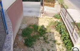 Apartament 65 mp, 3 camere decomandate in Baciu, la parter cu 20 mp gradina.