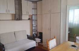 Apartament, 3 camere, 37 mp, etaj intermediar, zona Alverna