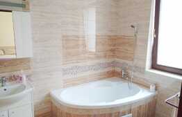 3 camere, 94 mp, decomandat, terasa, garaj, boxa subsol, zona Grand Hotel Italia