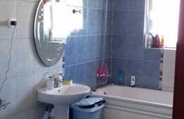 Apartament o camera, 45 mp, decomandat, parcare, zona Vivo