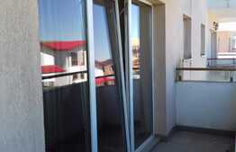 Apartament o camera, 45 mp, decomandat, parcare, zona Vivo