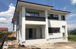 Casa individuala de 135 mp utili, teren de 340 mp! Semifinisat! Zona de case!
