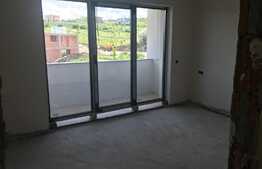 Casa individuala de 135 mp utili, teren de 340 mp! Semifinisat! Zona de case!