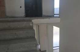 Casa individuala de 135 mp utili, teren de 340 mp! Semifinisat! Zona de case!