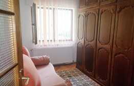 Apartament 3 camere, 65 mp, decomandat, zona BRD