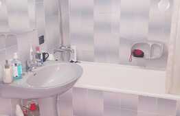 Apartament 3 camere, 65 mp, decomandat, zona BRD