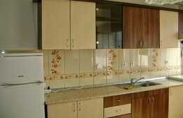 Apartament 3 camere , 80 mp, decomandat, parcare, zona strazii Nicolae Titulescu