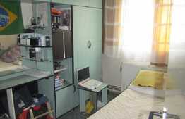 De vanzare apartament 3 camere, 55 mp, parcare, boxa, zona Big