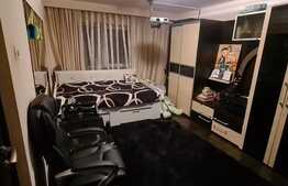 Apartament 3 camere, 91 mp, decomandat, garaj, boxa, zona Parang 