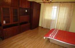 Garsoniera, 42 mp, decomandata, zona strazii Dorobantilor