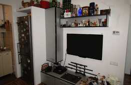 Apartament 2 camere, 42 mp, decomandat, boxa, zona Traian Mosoiu