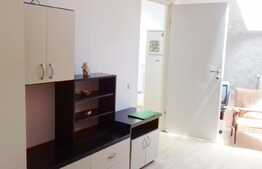 Garsoniera de vanzare, 30 mp, zona Farmec