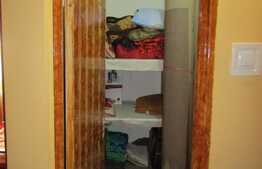 2 camere, 52,5 mp, decomandat, etaj intermediar, garaj, boxa, zona Golden Tulip 