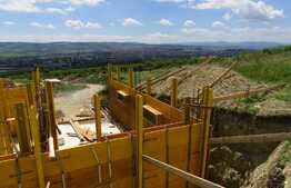 Casa individuala, semifinisata, 186 mp utili, teren 641 mp, zona Bd-ul Muncii