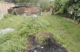 Vanzare teren de 1410 mp, cu casa demolabila, zona strazii Avram Iancu!