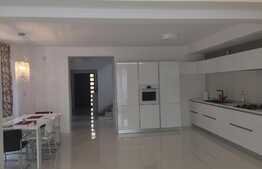 Casa deosebita, eleganta si moderna in zona foarte buna!