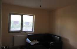 De vanzare apartament cu 3 camere, 50 mp! Parcare! Zona strazii Sub Cetate!