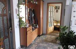 Apartament cu 2 camere de vanzare, 51 mp, decomandat