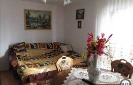 Apartament cu 2 camere de vanzare, 51 mp, decomandat