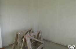 De vanzare mansarda cu 2 camere, 52 mp, semifinisat