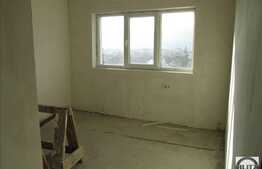 De vanzare mansarda cu 2 camere, 52 mp, semifinisat