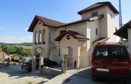 Casa individuala, 200 mp, teren de 313 mp, zona strazii Transilvania