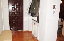 3 camere, 90 mp, decomandat, etaj intermediar, zona strazii Primaverii