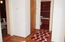 3 camere, 90 mp, decomandat, etaj intermediar, zona strazii Primaverii