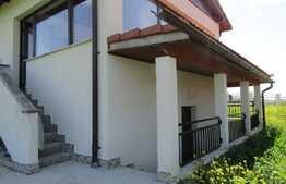 Vanzare casa 246 mp utili, teren 409 mp, imobil nou, zona linistita!