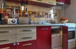 Apartament cu finisaje moderne, 80 mp, decomandat, boxa, zona Big