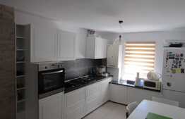 Apartament LA CHEIE! 3 camere, 65 mp, decomandat, boxa, zona Plopilor Vechi