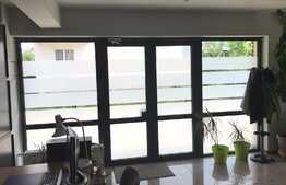 Spatiu comercial 119 mp utili, cu 6 locuri de parcare incluse